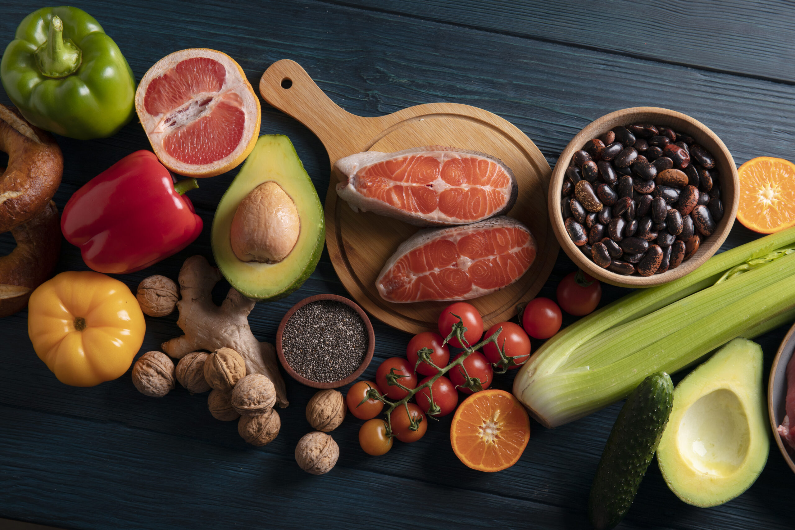 alimentos termogenicos scaled - Termogênico: o que é, como funciona e qual o melhor para emagrecer