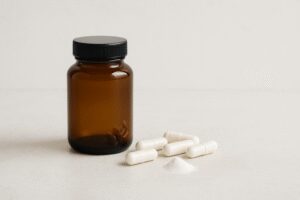 Cafeína anidra emagrece? Entenda como funciona, benefícios, riscos e como usar com segurança